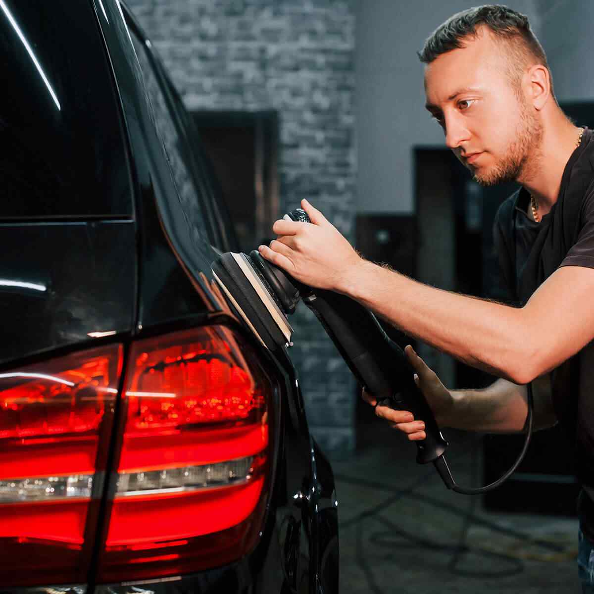Exterior car wash service